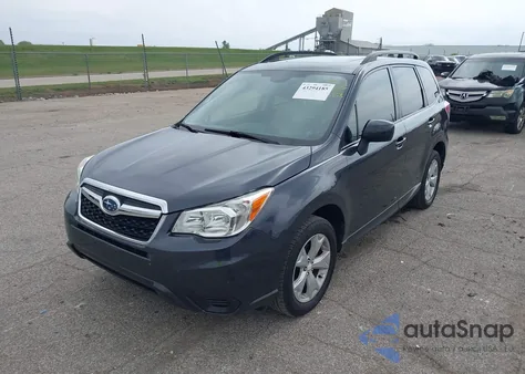 2015 Subaru Forester 2.5I Premium из США, поврежденный, VIN JF2SJAGC2FH838053